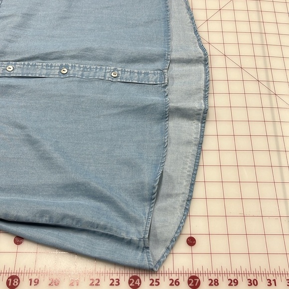 ZARA Denim Chambray V-Neck Tab SLV Tencel Casual Boho Office Boyfriend Shirt M - Picture 16 of 16